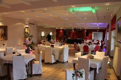 Les Salons Du Chateau Blanc