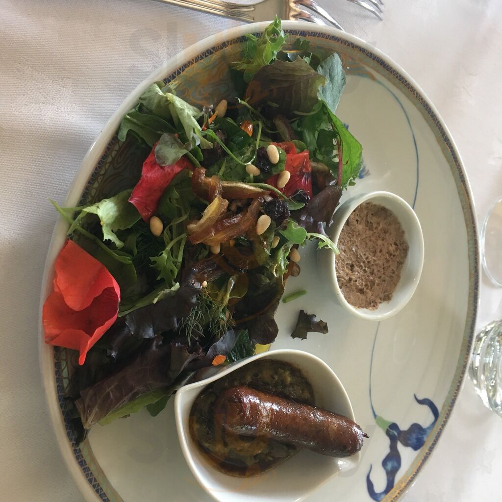 Restaurant Le Lugdunum Menu Romain Antique Valcabrère