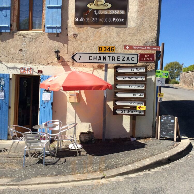 Manot Céramic Café & Restaurant Manot