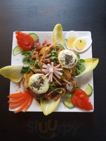 Cafe Du Chasseur