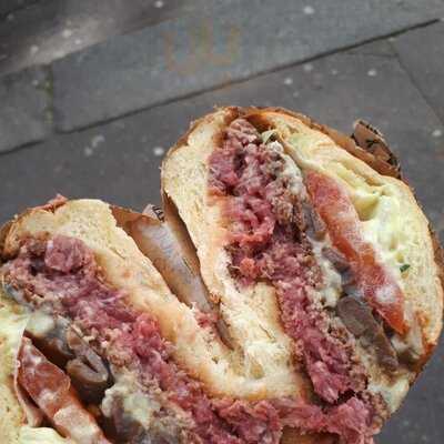 Roomies - Etienne Marcel