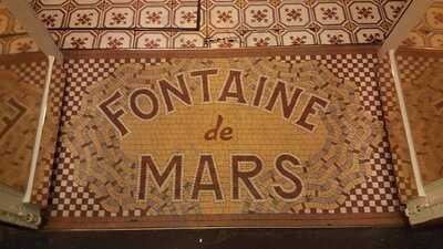 La Fontaine De Mars