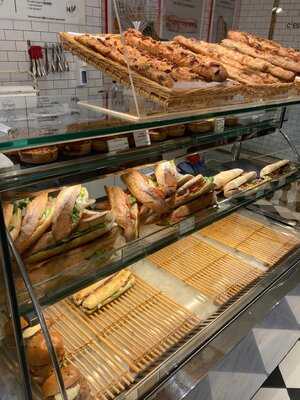 Eric Kayser Monge Paris V