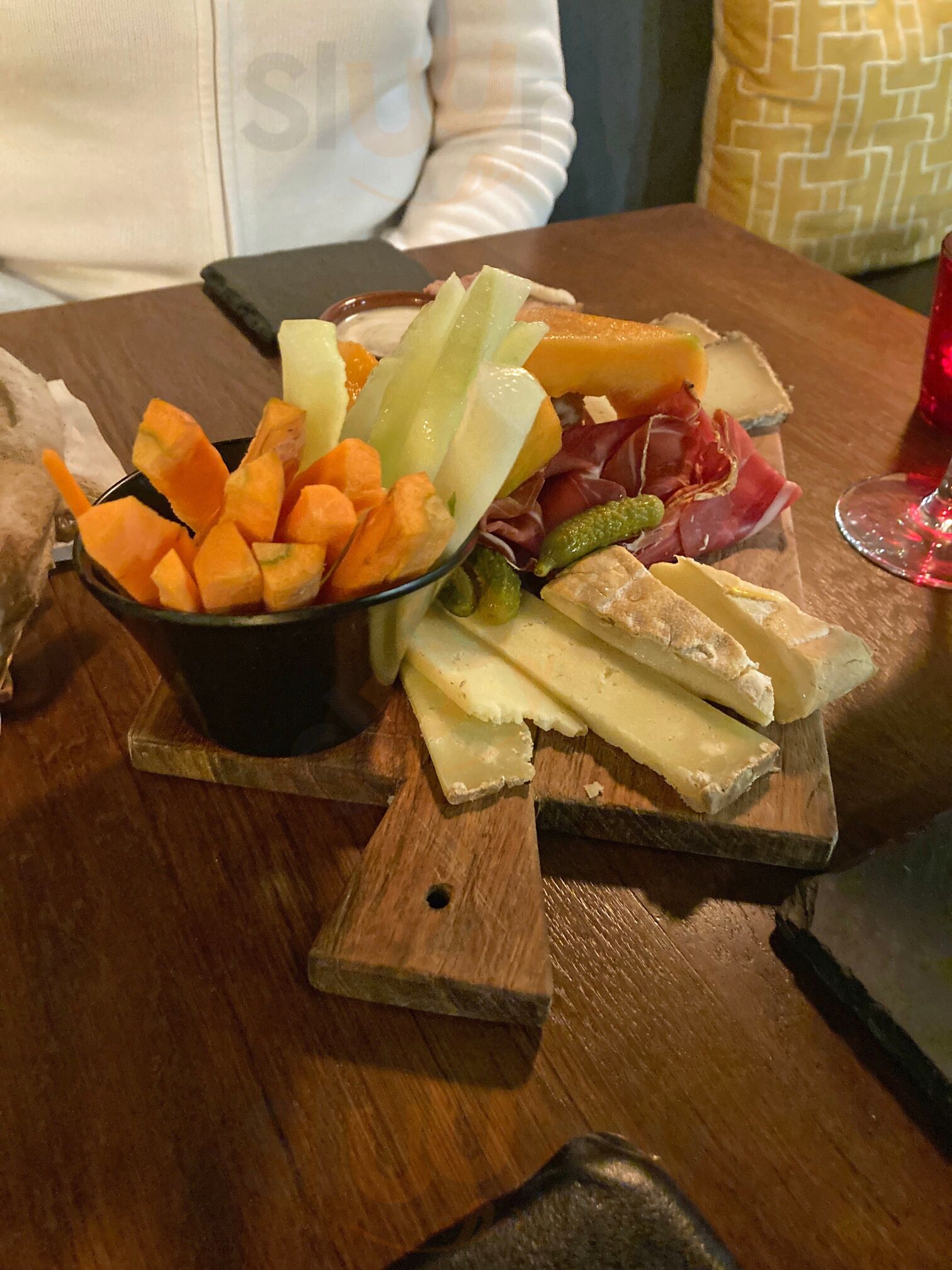 Le 17.45 République