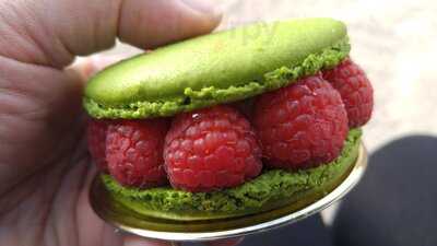 Au Petit Versailles Du Marais Paris Iv