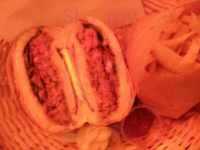 Le Petit Marcel Burger