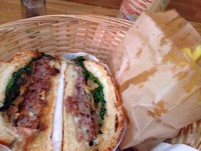 Le Petit Marcel Burger