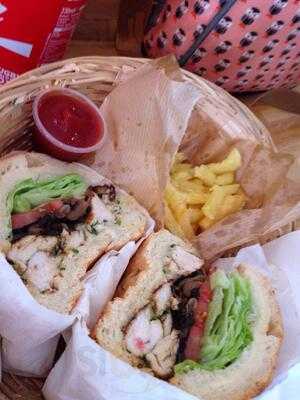 Le Petit Marcel Burger