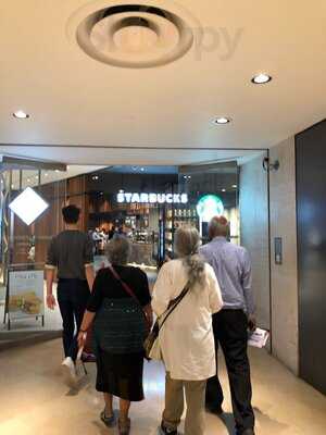 Starbucks Louvre