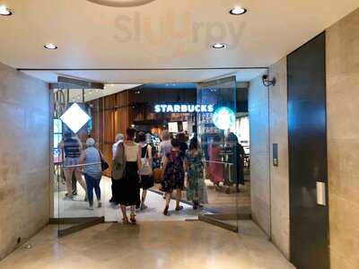 Starbucks Louvre