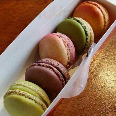 Pierre Hermé Marais Paris Iv