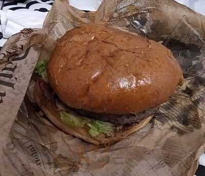 231 East Street Saint Lazare