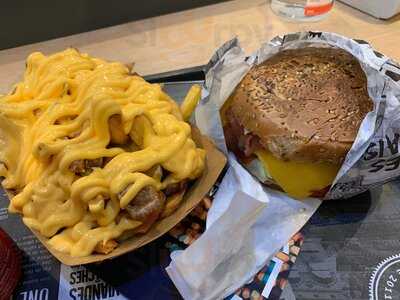 231 East Street Saint Lazare