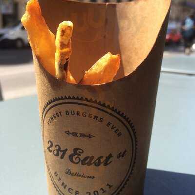 231 East Street Saint Lazare