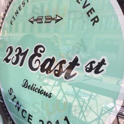 231 East Street Saint Lazare