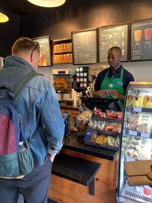 Starbucks Victor Hugo