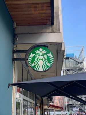 Starbucks Victor Hugo
