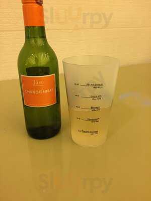 Cafeteria De La Pyramide