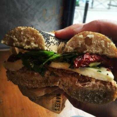 Nakee's Delicatessen