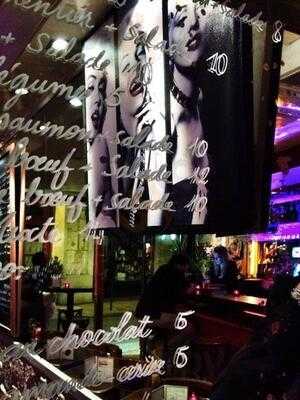 De Voltaire à Rousseau