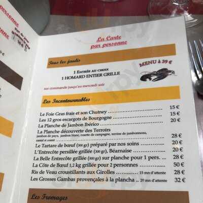 Au Village Des Ternes