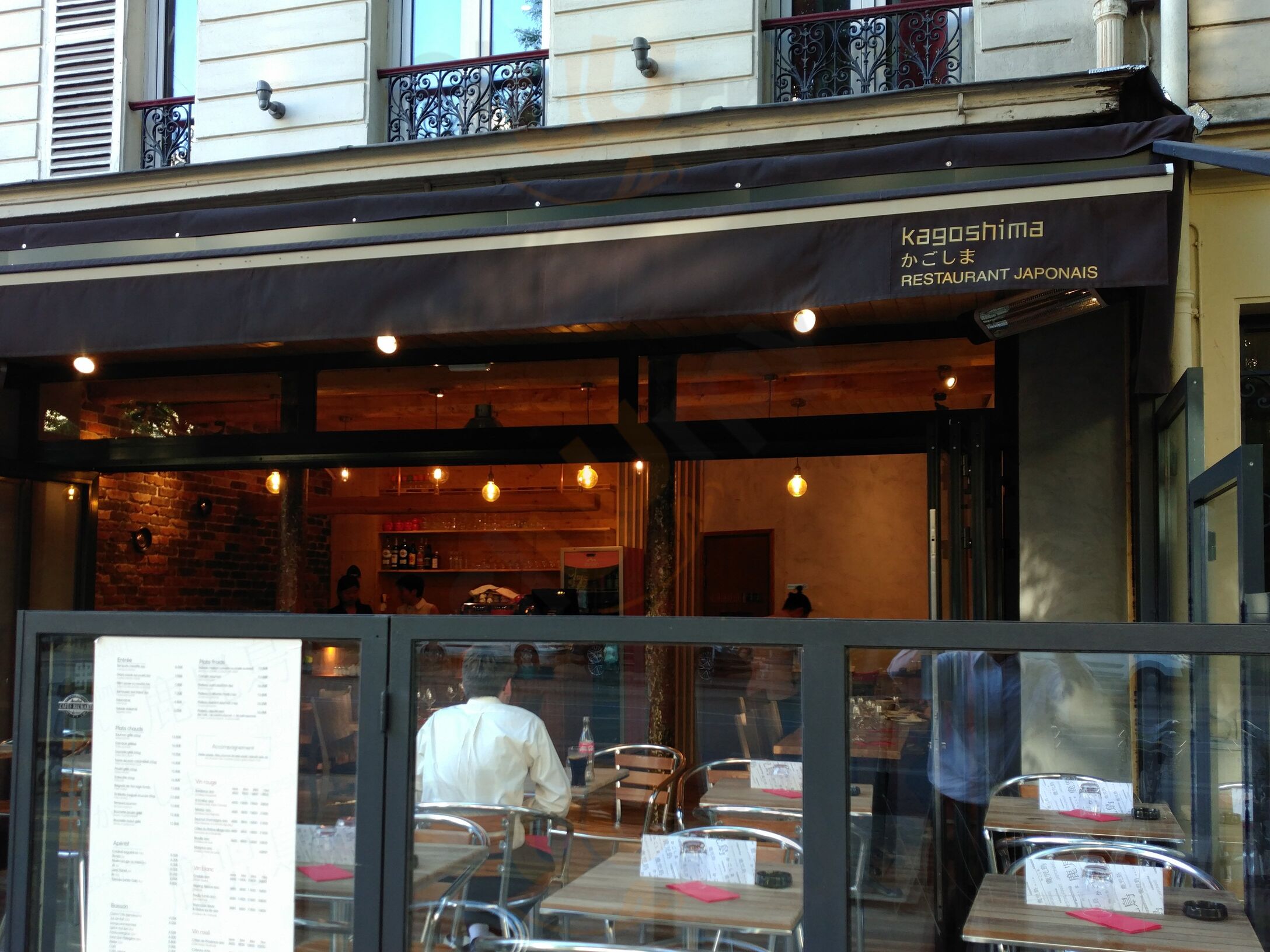 Au Palais Des Gobelins