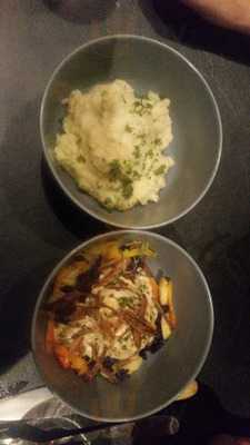 La Table De L'Ébéniste