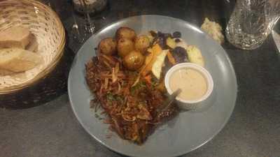 La Table De L'Ébéniste