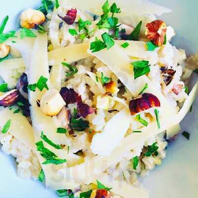 Véro L'autre Cantine