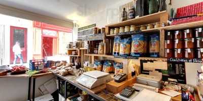 La Tete Dans Les Olives