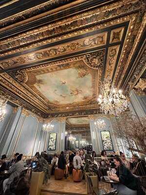 Starbucks - Opera 26