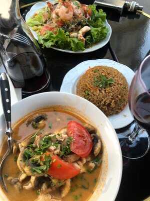 Mme Shawn Thai Cuisine