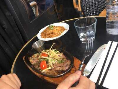 Mme Shawn Thai Cuisine