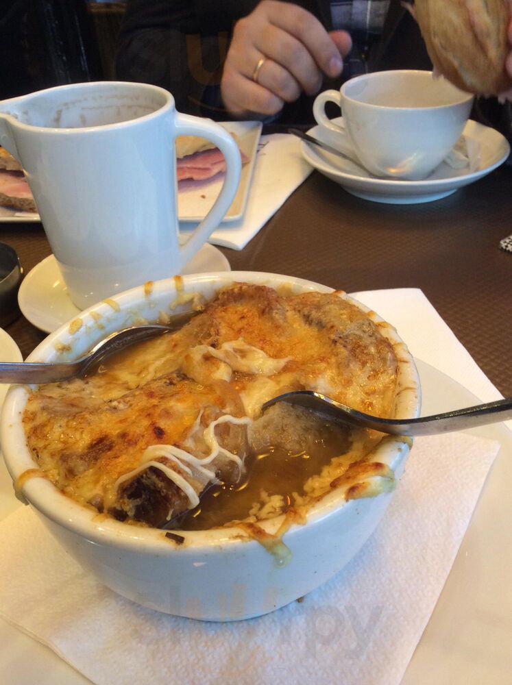 Renaissance Paris Le Parc Trocadero Hotel