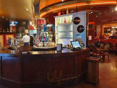 Hôtel Restaurant Le Cardinal