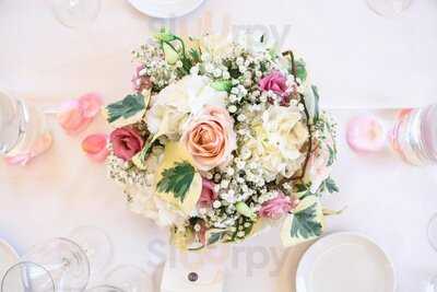 Le Pavillon Des Princes