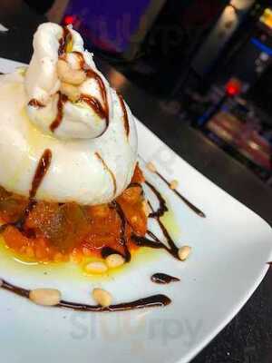 La Chapelle Restaurant