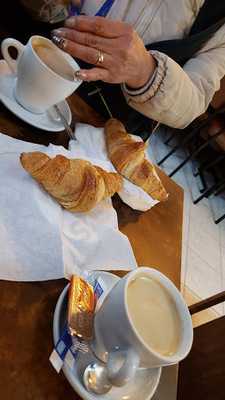 Cafe Habanos Brasserie