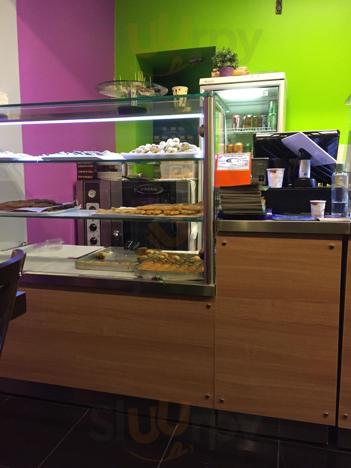 Paris Sultan Cigkofte & Baklava