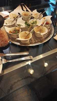 Paris Sultan Cigkofte & Baklava