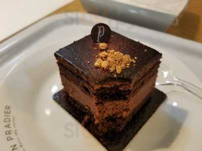 Maison Pradier Champs Elysees