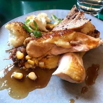 Le Bistro Du Faubourg