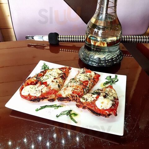 Le Double Pomme Cafe