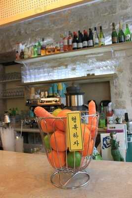 Jules Et Shim, Comptoir Coréen