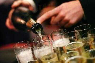 Le Café Des Faussaires