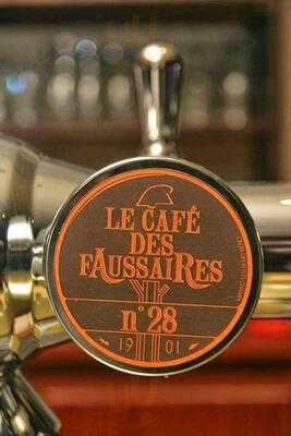 Le Café Des Faussaires