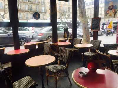 Le Bar-brasserie-restaurant Le Sympathique