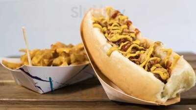5th Avenue House Of Hot Dog