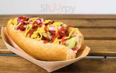 5th Avenue House Of Hot Dog