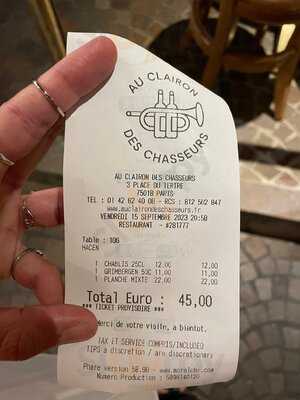 Au Clairon Des Chasseurs